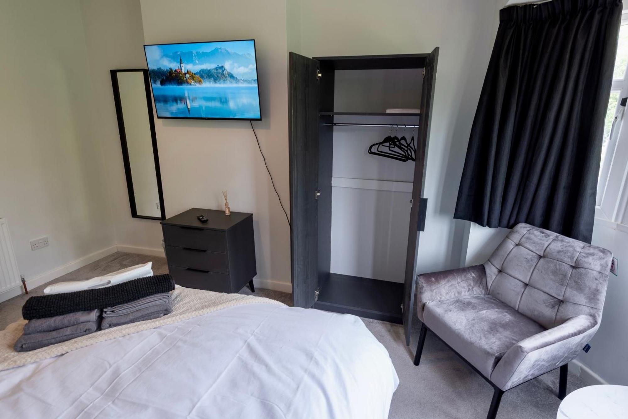 Double Room In Refurbished 5 Bed Home With Wifi And Tv BW Room 4 Solihull Luaran gambar