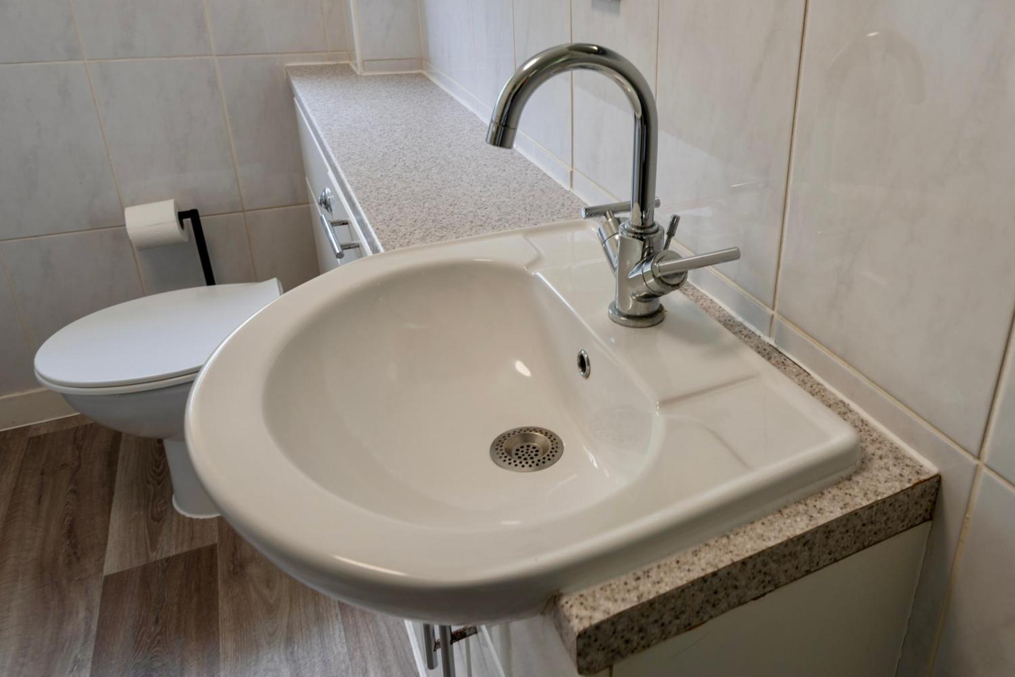 Double Room In Refurbished 5 Bed Home With Wifi And Tv BW Room 4 Solihull Luaran gambar