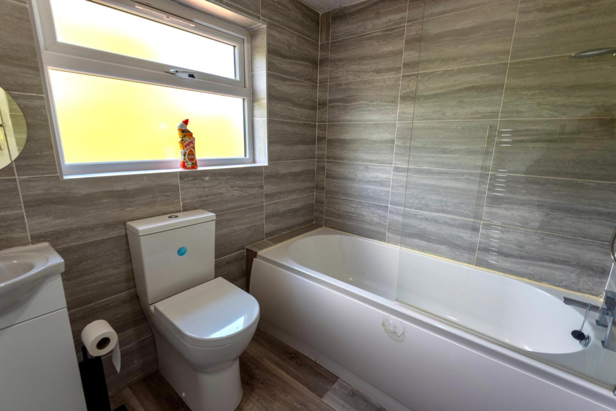 Double Room In Refurbished 5 Bed Home With Wifi And Tv BW Room 4 Solihull Luaran gambar